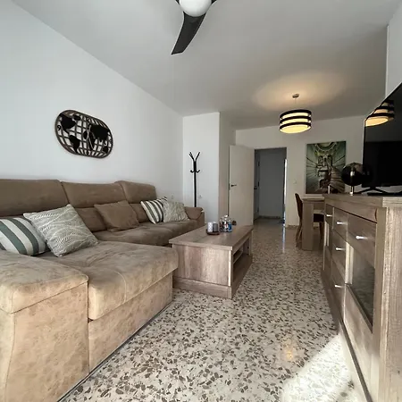 Rent4 Huelin Apartment Malaga