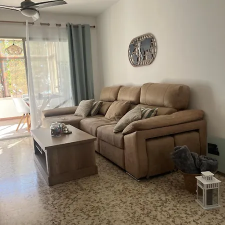 Rent4 Huelin *