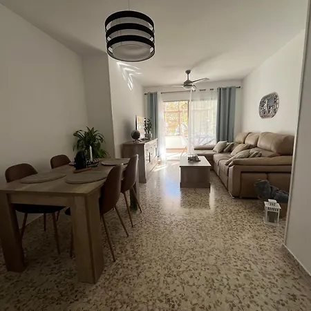Apartamento Rent4 Huelin *